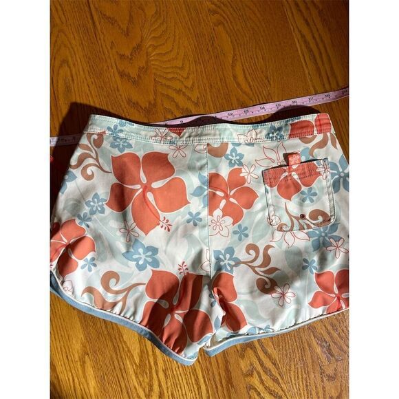 Crazy Shirts  Hawaiian Floral Board Shorts Size 9 Multicolor - Picture 6 of 9